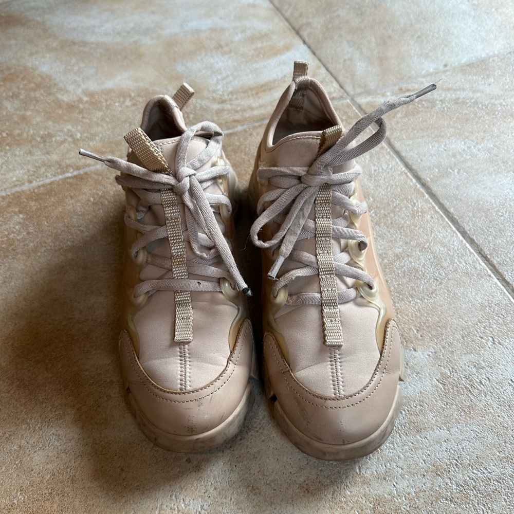 Dior D-connect Sneakers